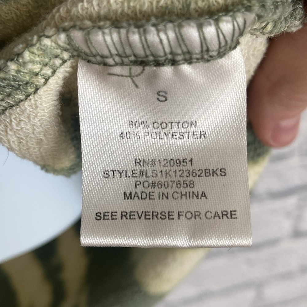 Olive & Oak size Small Terry Green Bleach Tie-Dye Sweatshirt - Picture 8 of 13